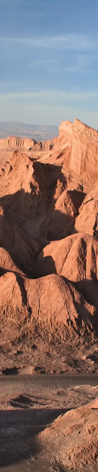 Erkunde die Mondlandschaften der Atacama-Wüste